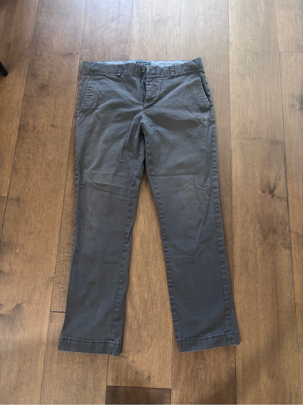 Banana Republic Men's Chino Pants - Charcoal Gray